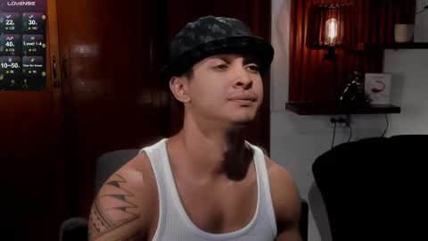 Adonis online show from December 7, 2:31 am