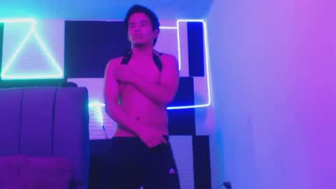 adonis_latin_19 online show from April 14, 7:35 pm