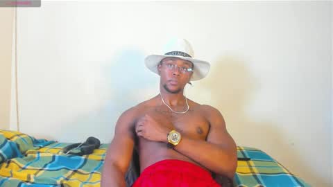 Adonis Knight  online show from December 3, 9:43 pm