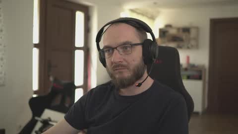 W36 online show from April 12, 11:44 am