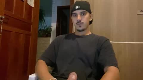 Luci online show from February 4, 5:02 am