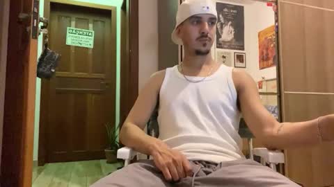 Luci online show from November 7, 3:43 am