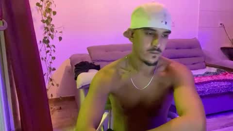 Luci online show from January 9, 2:50 am