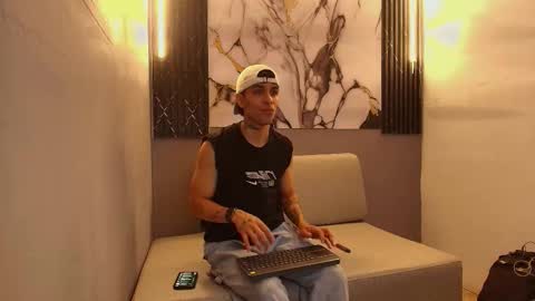 AETHON online show from November 8, 3:15 pm