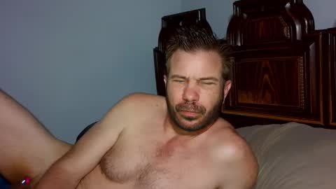 Blue Eyed Handsome Man online show from March 8, 2:04 am