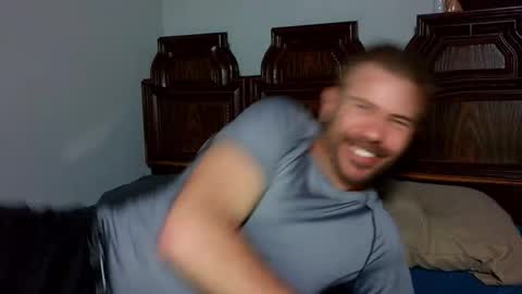 Blue Eyed Handsome Man online show from March 4, 1:34 am