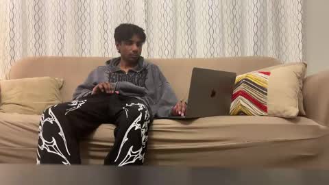 Dylan online show from May 31, 4:13 am