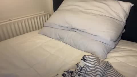 Tommy online show from October 9, 1:43 am