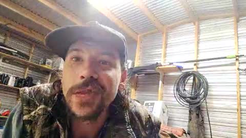 Snapshot of alagatorboy chatting on October 7, 5:33 am alagatorboy online show from October 7, 5:33 am