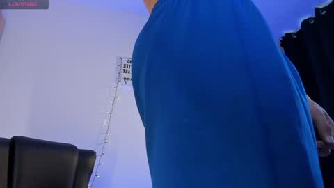 Alan online show from December 13, 1:44 pm