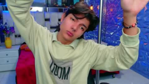 ALAN DEL REY online show from April 1, 9:00 am