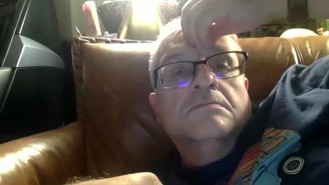 alankrieski1174 online show from November 8, 7:00 am