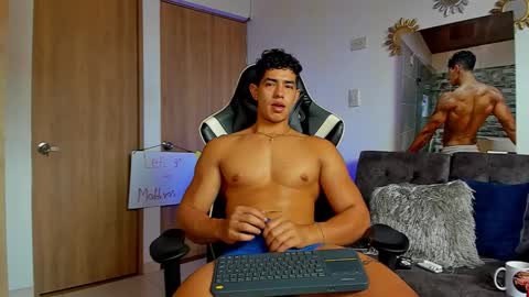Alan online show from June 3, 2:33 pm