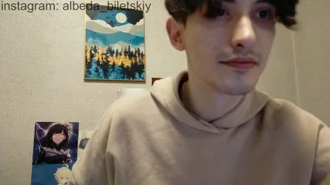 Snapshot of albeda22 chatting on December 13, 9:52 pm Albedo online show from December 13, 9:52 pm