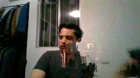 albertoarenas16 online show from April 9, 2:53 am