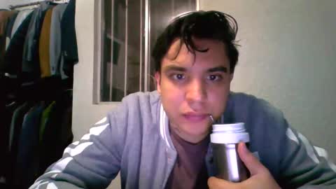 albertoarenas16 online show from April 11, 7:56 am