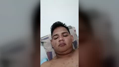 alejandro427478 online show from June 27, 7:41 pm