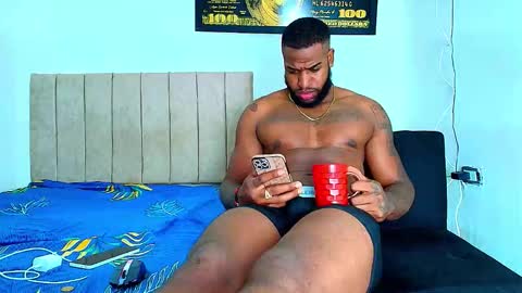alejo_21cm online show from March 4, 7:48 am
