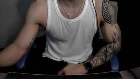 alejoduarte16 online show from December 22, 6:49 pm