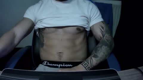 alejoduarte16 online show from December 4, 6:59 pm