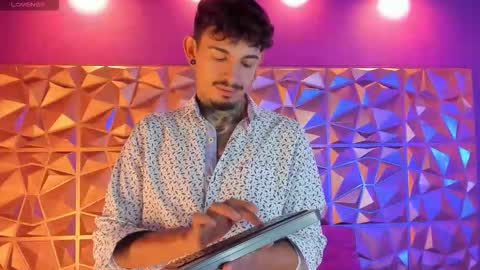 aleking13 online show from October 21, 12:41 pm