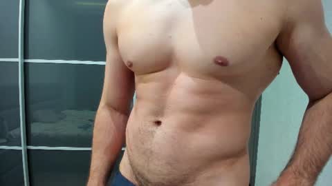 aleks_brown online show from July 11, 7:05 pm