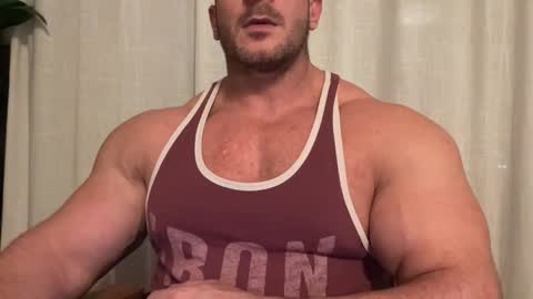 Alessandrobuilder online show from September 22, 7:24 pm