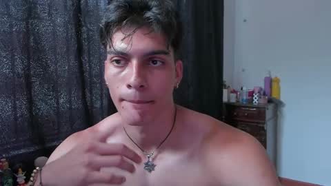 alessio Vale online show from April 4, 6:16 pm