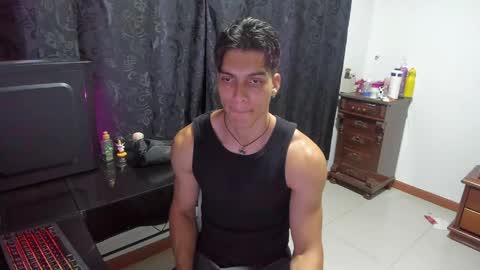 alessio Vale online show from April 6, 1:24 am