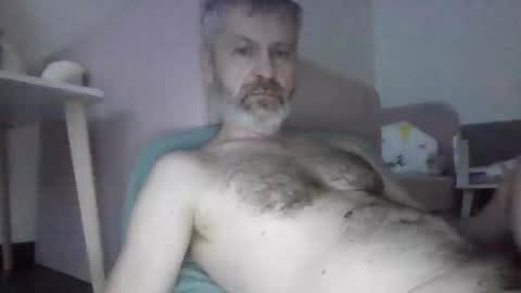 Snapshot of alex80581 chatting on December 21, 5:29 pm Alexey online show from December 21, 5:29 pm