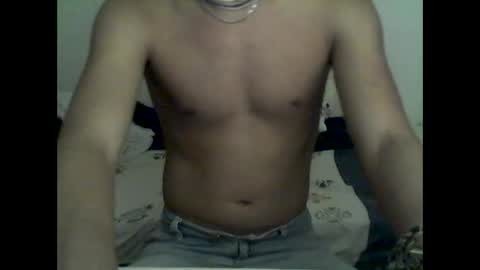 Snapshot of alex_862 chatting on December 13, 4:22 am alex_862 online show from December 13, 4:22 am