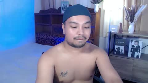 Steve online show from April 9, 7:36 am