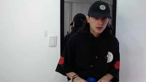 Snapshot of alex_connorr chatting on February 7, 4:14 pm alex_connorr online show from February 7, 4:14 pm