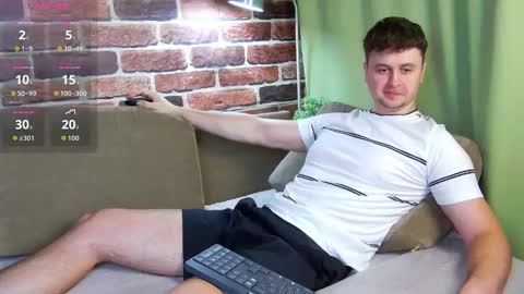 Snapshot of alex_onelove chatting on September 22, 7:41 am Alex online show from September 22, 7:41 am