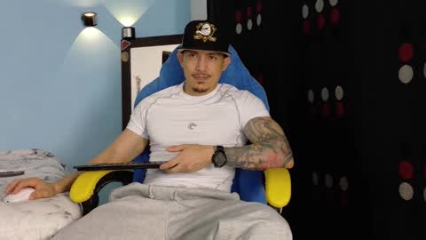 alex_sthorm online show from March 1, 4:45 am