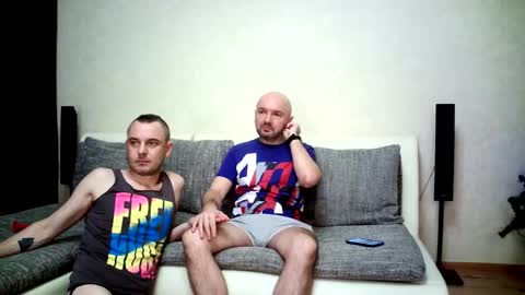 Alex and Tobey online show from December 20, 1:18 pm