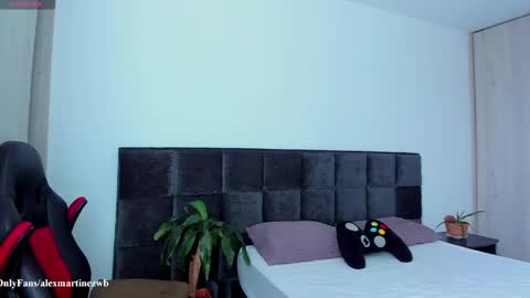 Onlyfansalexmartinezwb  Instagram alexwbmartinez  Twitter martinezcb937 online show from April 18, 7:58 pm
