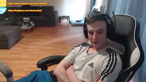 Alex online show from October 8, 2:21 pm