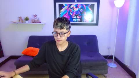 alex online show from March 28, 1:44 pm