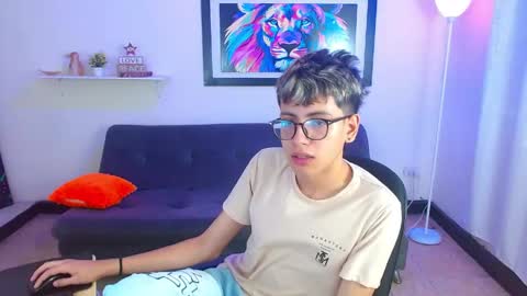 alex online show from April 10, 1:51 pm