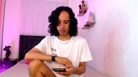 Alexis online show from June 16, 8:55 pm