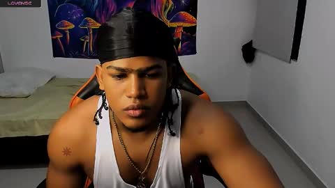 Snapshot of alexj_black chatting on September 19, 11:54 am ALEXJ BLACK online show from September 19, 11:54 am