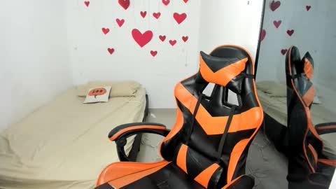 ALEXJ BLACK online show from March 6, 12:02 pm