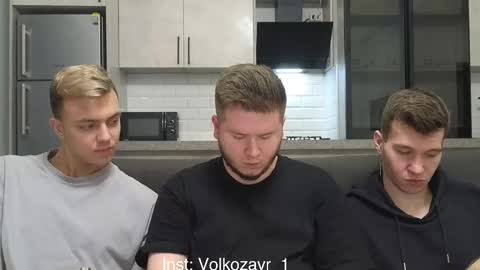 AlexDimaIgor online show from December 13, 7:53 pm