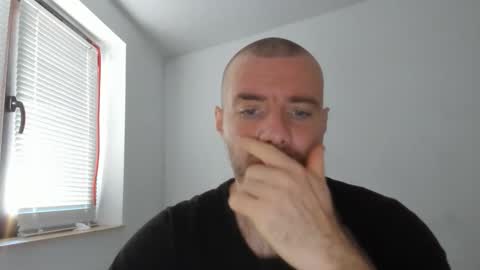 alfiesolomons87 online show from November 11, 9:14 am