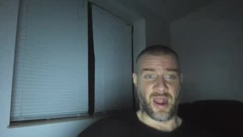 alfiesolomons87 online show from February 5, 9:00 pm