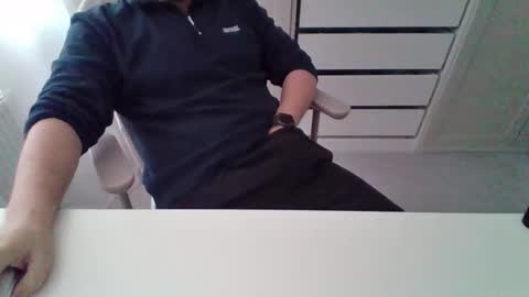 Snapshot of alfo267 chatting on October 10, 12:10 pm WorkFromHomeFun online show from October 10, 12:10 pm