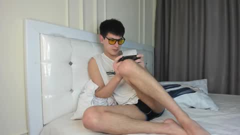 Snapshot of alikuskya chatting on February 20, 9:55 am Dan online show from February 20, 9:55 am