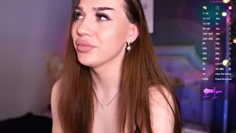 alina_39 online show from October 8, 1:43 am