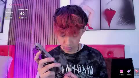 Allen online show from October 25, 4:25 am